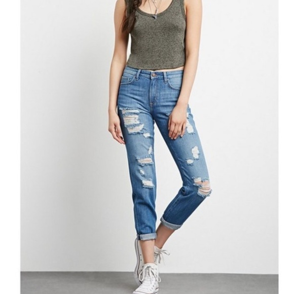 Forever 21 Denim - FOREVER 21 Distressed Boyfriend/ Mom Jeans. Sz 27